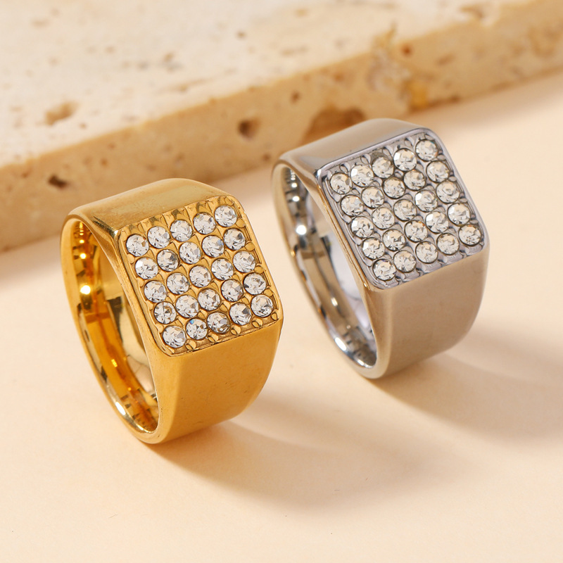 14mm Delicate Shiny Cubic Zirc - Moissanite Ring 评论和价格